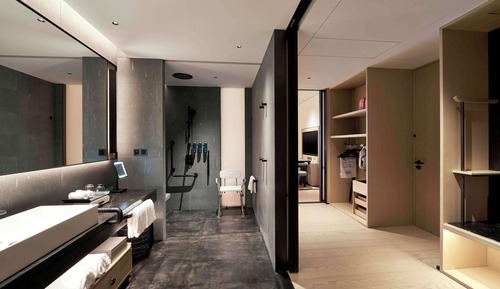Chambre, 1 très grand lit, accessible aux personnes à mobilité réduite