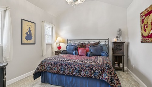 Cottage Deluxe