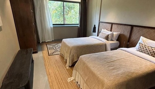 Habitación de lujo con 2 camas individuales