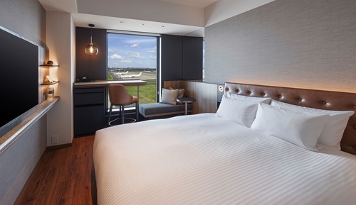 Chambre Double Standard, 1 très grand lit, non-fumeurs (Airport View, For 2 people)