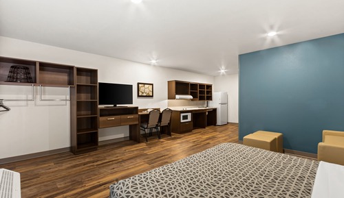 Suite, 1 très grand lit et 1 canapé-lit, accessible aux personnes à mobilité réduite, non-fumeurs