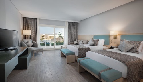 Chambre Deluxe, vue piscine