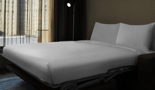 Chambre, 1 très grand lit et 1 canapé-lit