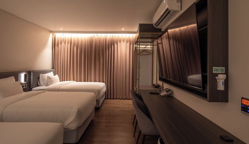 Chambre Triple Affaires