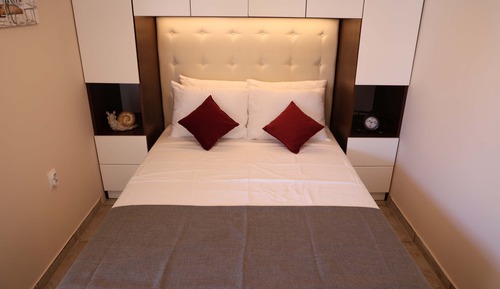 Deluxe One Bedroom Apartment with Balcony and Sea View (4 Adults)