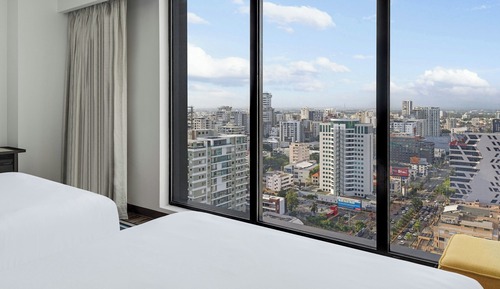 Chambre, 2 grands lits, non-fumeurs, vue ville