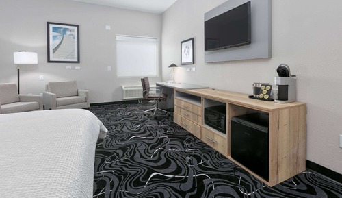 Chambre, 1 très grand lit, accessible aux personnes à mobilité réduite (Mobility, Tub w/Grab-bars)