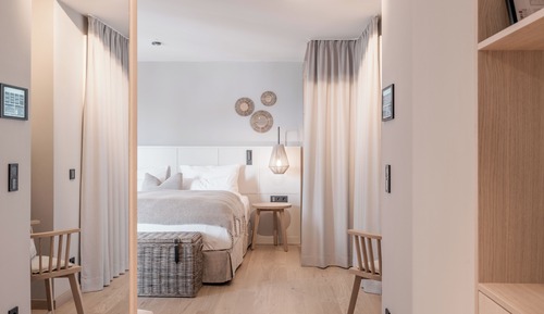 Chambre Double Standard, 1 très grand lit