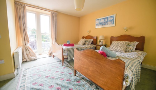 Standard Room, 2 Twin Beds, Garden View
