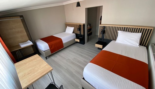 Chambre avec lits jumeaux