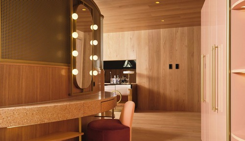 Suite, 1 très grand lit, non-fumeurs, vue ville (Corner)
