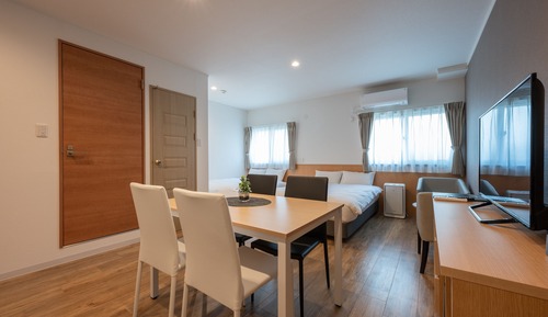 Chambre Deluxe avec lits jumeaux, non-fumeurs (check-in is not available after 10PM)