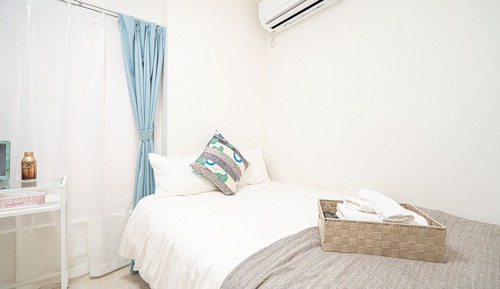 Appartement, 1 lit une place, four à micro-ondes (102)