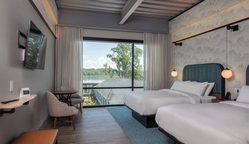 Chambre, 2 grands lits, vue fleuve