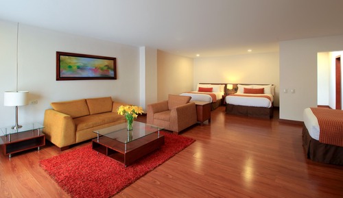 Chambre Triple Standard, non-fumeurs, baignoire
