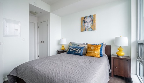Appartement « Premier », 1 chambre, accès piscine, vue ville