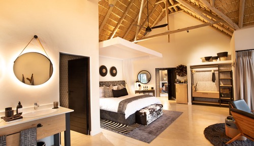 Chambre Luxe, 1 très grand lit