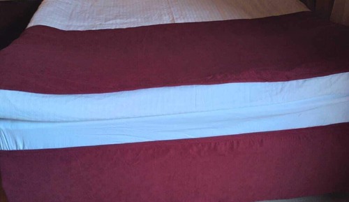 Chambre Double Économique, 1 lit double, côté cour intérieure