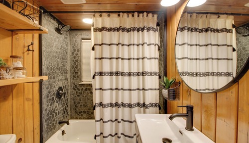 Maison (2 Bedrooms)