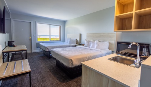 Chambre Standard, 2 grands lits, vue lac