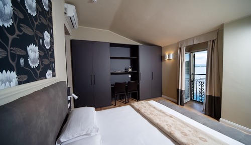 Chambre Deluxe Double ou avec lits jumeaux, 1 chambre, vue lac, en bord de lac