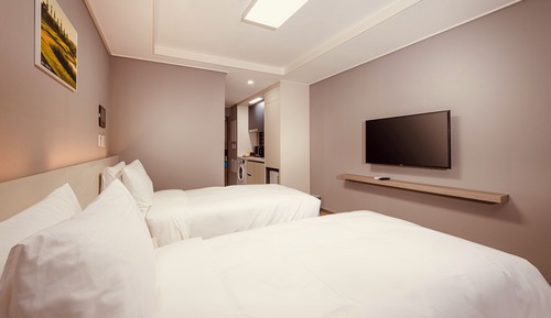 [Eco Plan - Non refundable] Deluxe Twin Room (No Cleaning Service Included during stay)