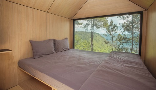 Cabane Deluxe, 1 très grand lit