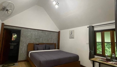 Chambre Standard, 1 très grand lit