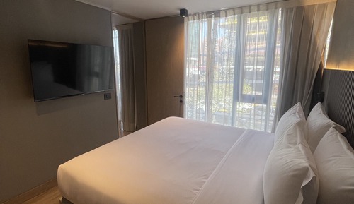 Appartement, 1 très grand lit et 1 canapé-lit