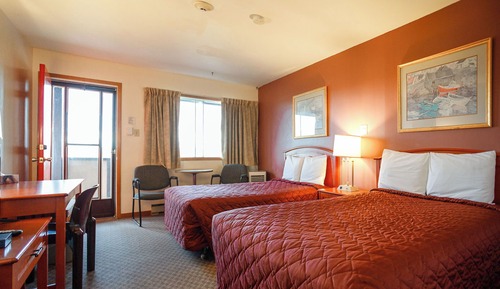 Chambre Double Classique (First Floor)
