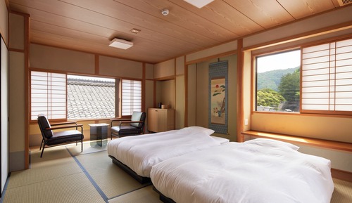 Chambre Supérieure Double ou avec lits jumeaux, non-fumeurs (222, 322)