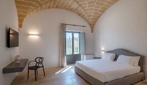 Suite Supérieure, baignoire à jets, vue jardin