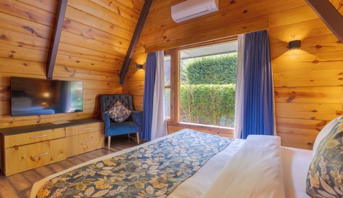 Cottage Luxe