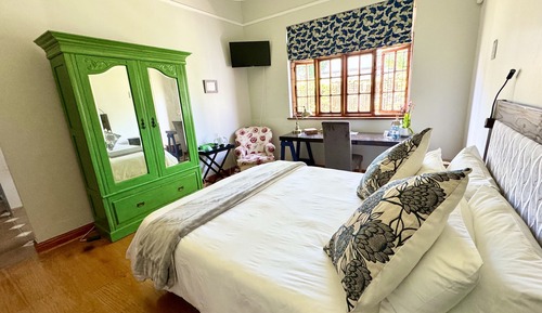 Chambre Double Classique, 1 grand lit, non-fumeurs, côté jardin