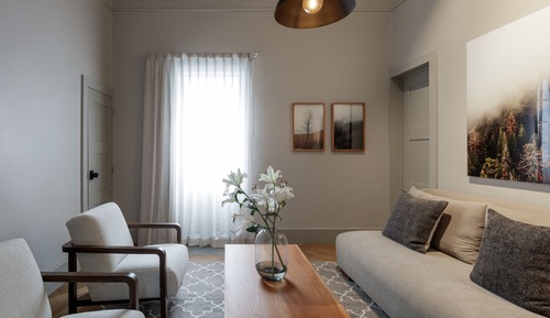 MASTER SUITE 4