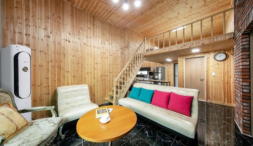 Chambre, 3 chambres (101)