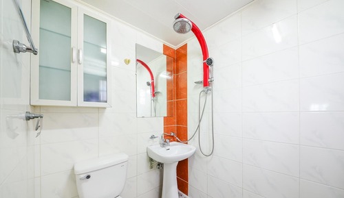 Chambre, 1 chambre (Rubypink ( F2,Spa ))