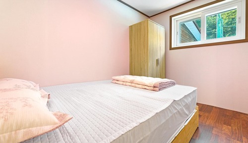 Chambre, 1 chambre (Sandara(family))