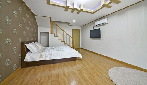 Chambre, 1 chambre (Goldlemontime 202)