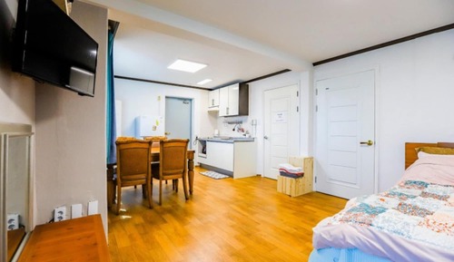 Room (Dolphins (2nd floor ocean view))