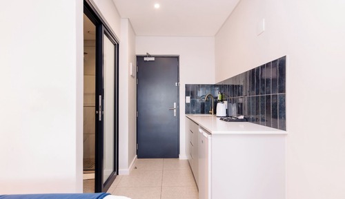 Chambre Standard, 1 grand lit et 1 canapé-lit, non-fumeurs, vue ville