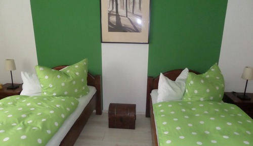 Appartement Standard, salle de bains privée, vue fleuve (Ferienwohnung 2)