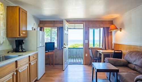 Cabane, 1 grand lit, vue mer