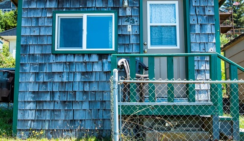 Cabane Économique, 1 grand lit, vue océan