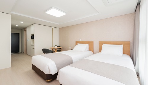 Chambre Familiale avec lits jumeaux (Superior)