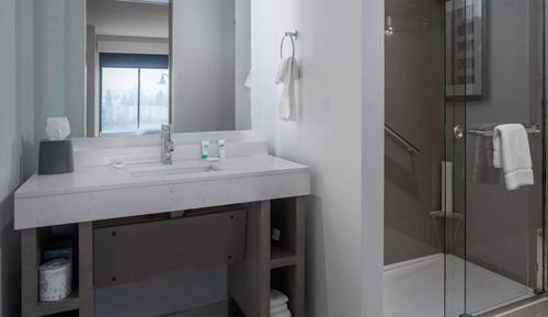 Suite, 1 chambre (2 Queen Beds with Sofa Bed)