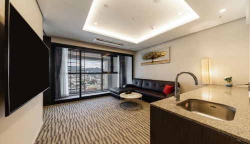 Suite, 1 lit double, non-fumeurs