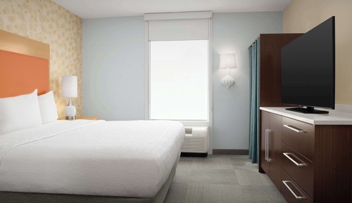 Suite, 1 très grand lit, accessible aux personnes à mobilité réduite, non-fumeurs (Hearing)