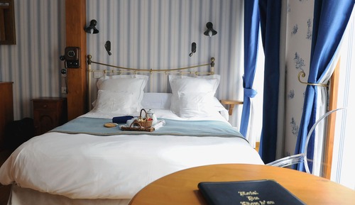 Chambre Confort, 1 grand lit