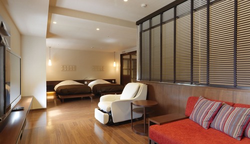 Chambre Deluxe avec lits jumeaux, non-fumeurs (with Private Hot Stone Sauna)